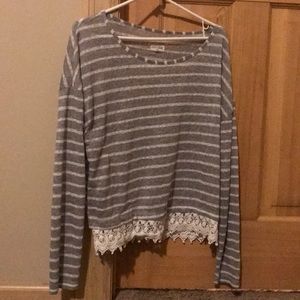 Gray stripped sweater with lace trim